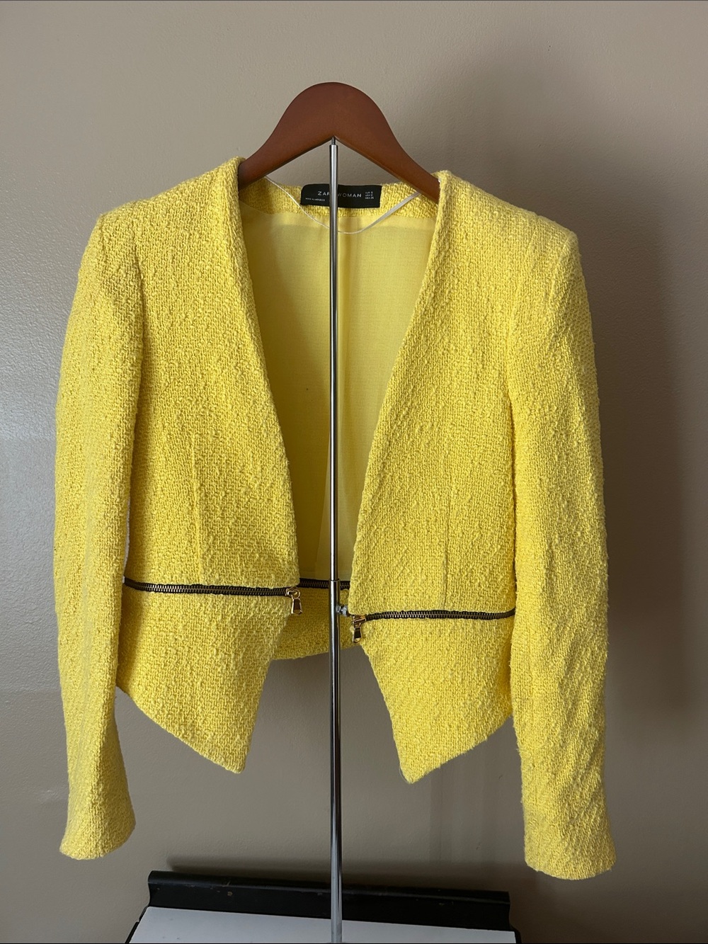 Zara Bright Yellow Textured Cropped Zip Blazer